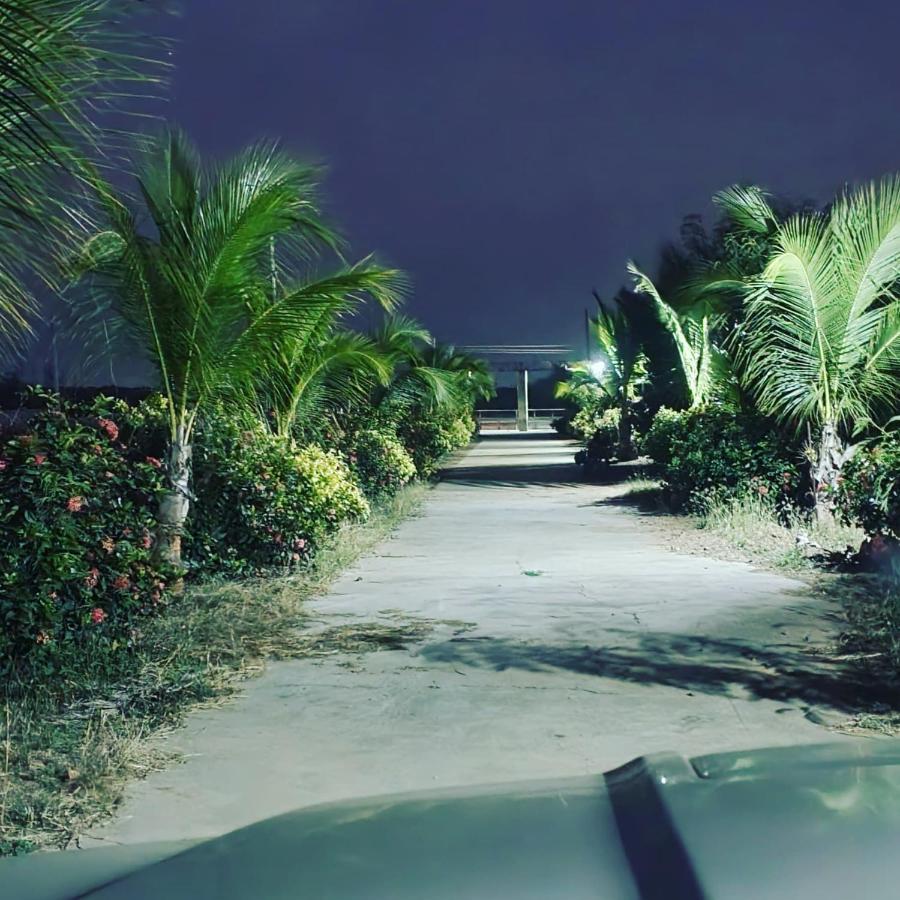 부지 Krishna Farm & Forest 빌라 외부 사진